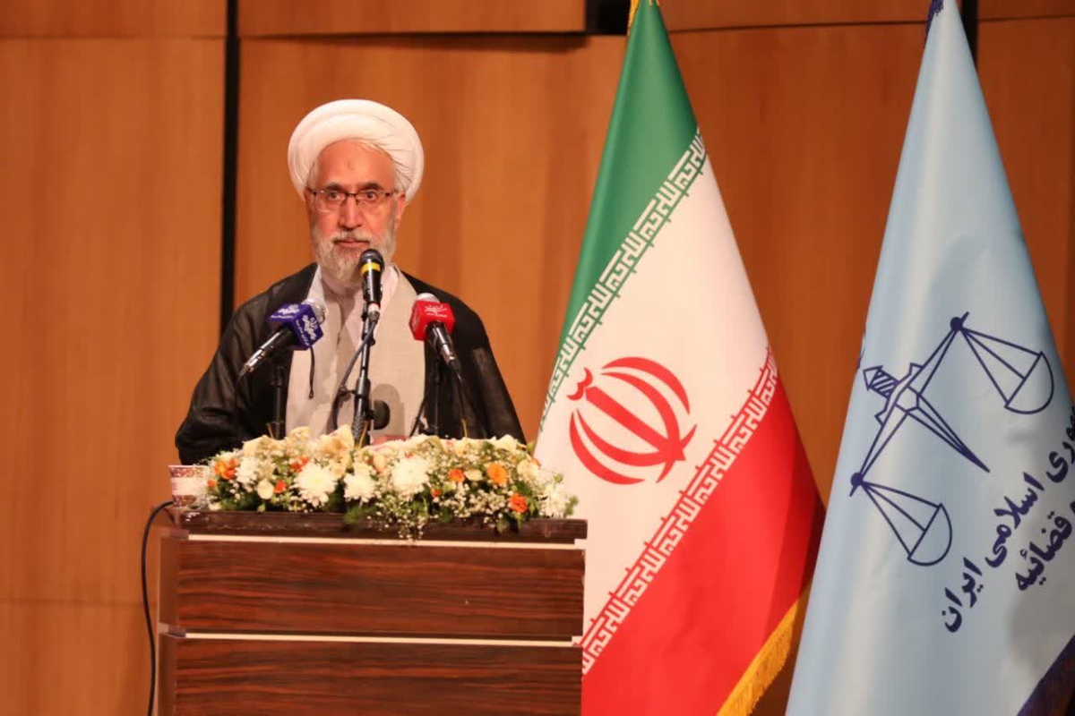 ایستادگی ملت ایران نماد مقاومت در برابر ظلم جهانی است/ نفت ۱۵۰ دلاری؛ اضمحلال آمریکا