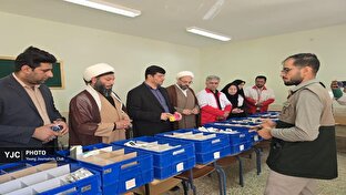 خدمت‌رسانی ۴۰ میلیارد ریالی هلال‌احمر به روستا‌های فلارد/ از درمان تخصصی و داروی رایگان تا حمایت معیشتی+تصاویر