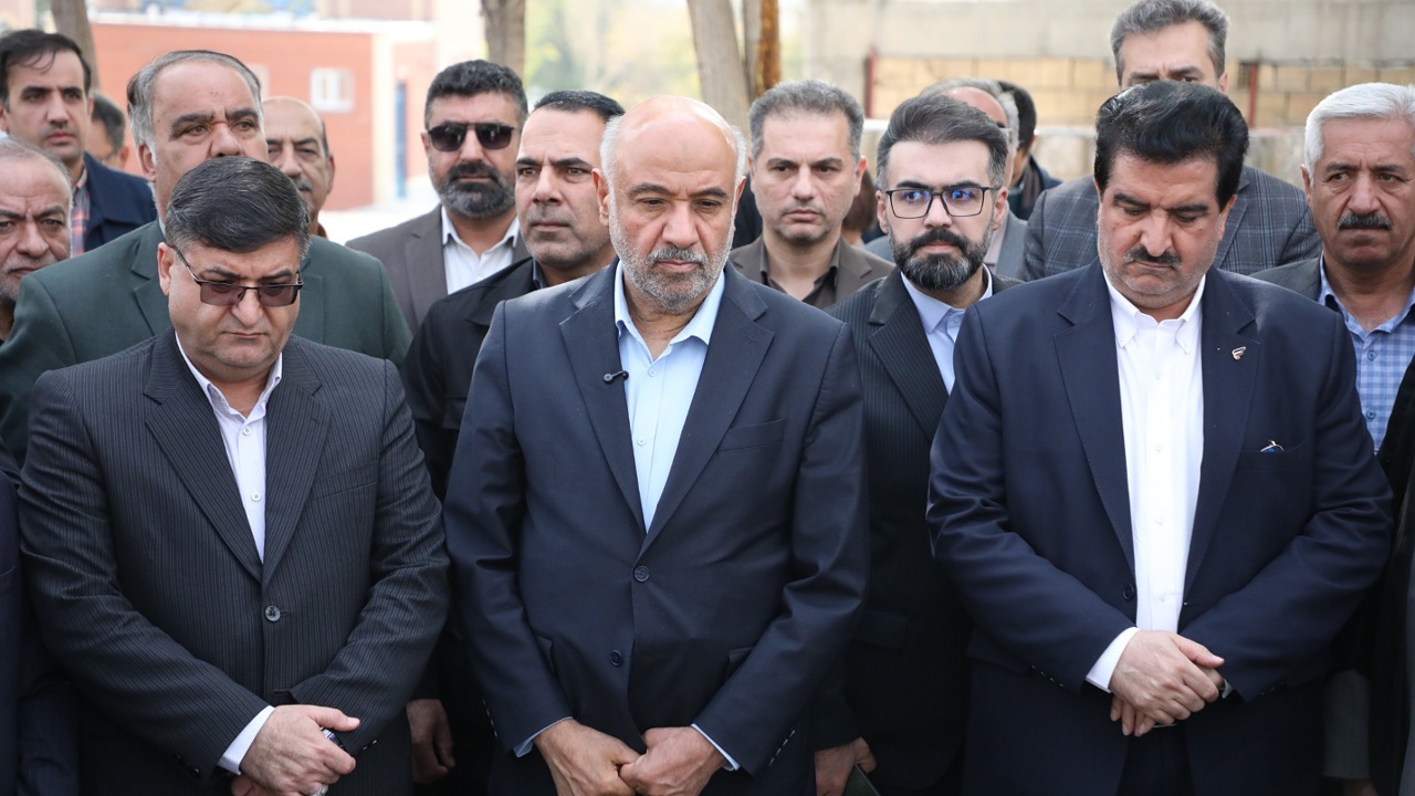 تکمیل طرح‌های نیمه‌تمام و تأمین مالی واحدهای تولیدی چهارمحال‌وبختیاری در دستور کار وزارت کار