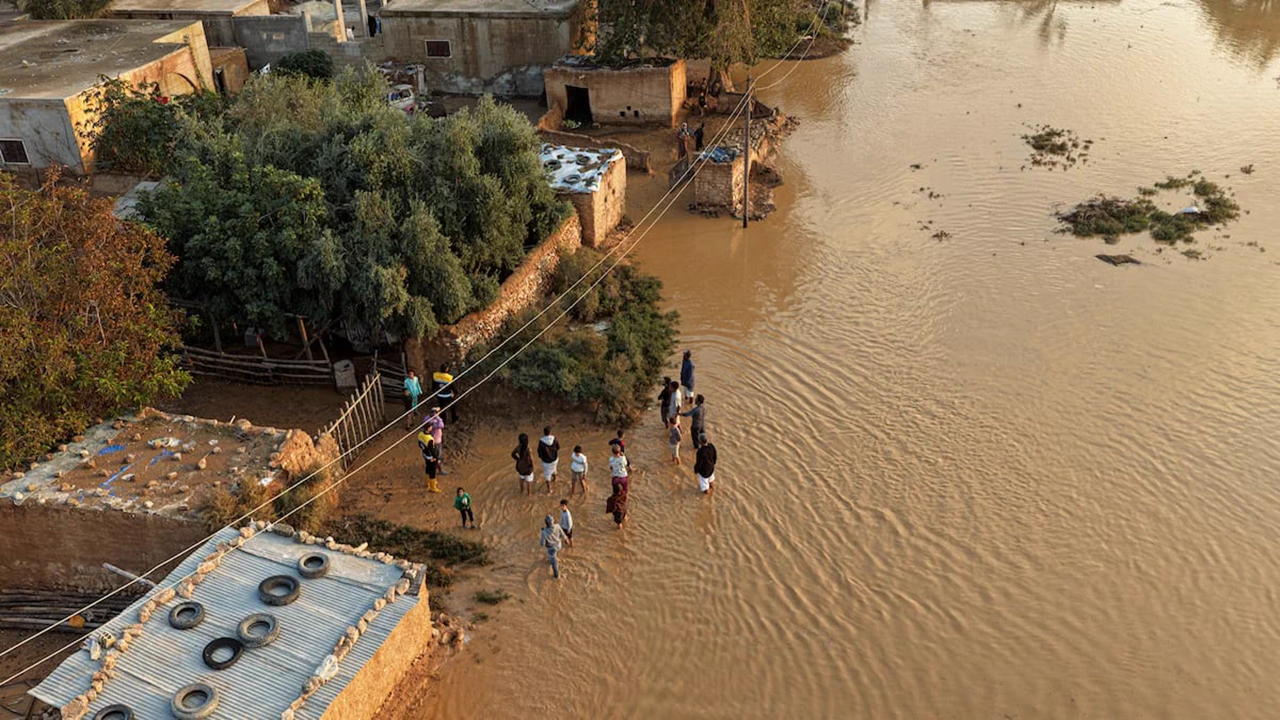 سیل در شرق سوریه جان هفت نفر از جمله پنج کودک را گرفت