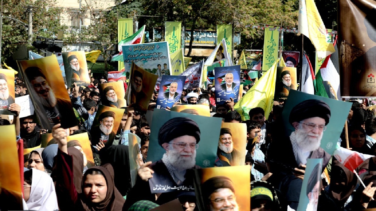 ۲۰۵ هزار دانش‌آموز چهارمحال‌وبختیاری در میدان تجدید میثاق با آرمان‌های انقلاب