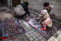 سنت دیرینه زدودن غبار از قالی در آستانه نوروز 