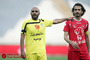 دیدار تیمهای فوتبال پرسپولیس و راه آهن