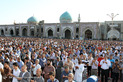 اقامه نمازعید سعید فطر در حرم امام رضا(ع) 