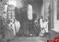 پزشکان و پرستاران در یک بیمارستان
