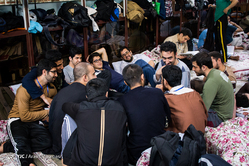 اعتکاف دانشجویان در دانشگاه تهران
