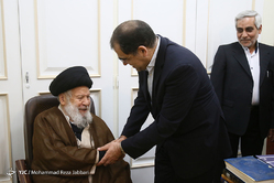 دیدار وزیر بهداشت با مراجع عظام - قم