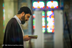 آئین معنوی اعتکاف در قم
