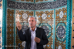 دیدار صمیمانه وزیر کار با کارگران بهشت زهرا به مناسبت هفته كارگر 