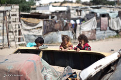 کودکان فقیر نشین در فلسطین	
