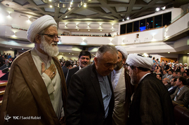 مراسم رونمایی از کتاب سیدحسن خمینی‎
