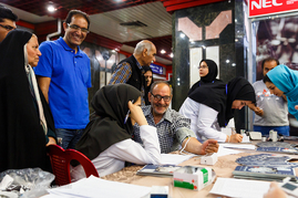 ارائه خدمات رایگان غربالگری قند و فشار خون در مترو تهران