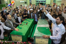 مراسم وداع با پیکر شهدای مدافع حرم - قم‎
