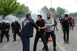 تظاهرات روز کارگر در استانبول با خشونت پلیس همراه شد	
