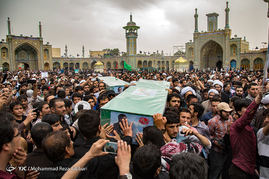 تشییع پیکر 8 شهید مدافع حرم‎ - قم

