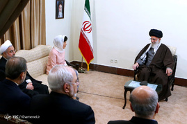 دیدار رئیس جمهوری کره جنوبی با رهبر معظم انقلاب	
