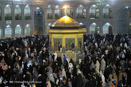 مراسم عزاداری شهادت امام موسی کاظم(ع) در حرم رضوی
