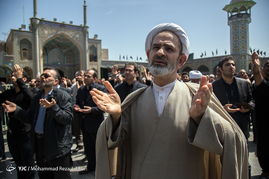 عزاداری خادمان حرم حضرت معصومه (س) در سالروز شهادت امام موسی کاظم (ع)
