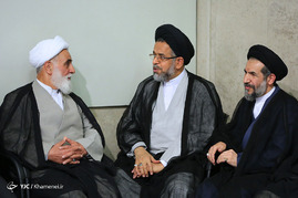 دیدار مسئولان نظام و سفرای کشورهای اسلامی با رهبر معظم انقلاب
