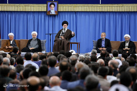 دیدار مسئولان نظام و سفرای کشورهای اسلامی با رهبر معظم انقلاب
