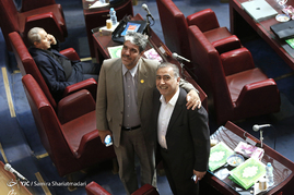 همایش فرآیند قانونگذاری