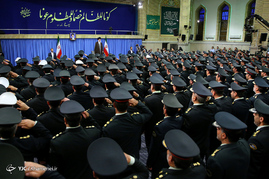 دیدار فرماندهان نیروی انتظامی با رهبر معظم انقلاب	
