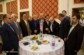 جشن زادروز هنرمندان پیشکسوت متولدین فصل بهار
