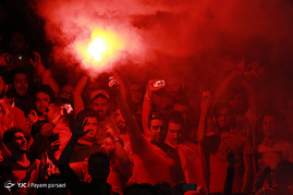 دیدار تیم های فوتبال پرسپولیس و راه‌آهن
