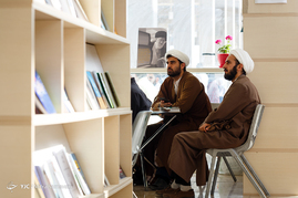 دهمین روز از بیست و نهمین نمایشگاه بین المللی کتاب تهران
