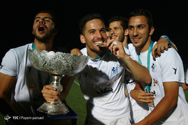 جشن قهرمانی تیم فوتبال پیکان‎
