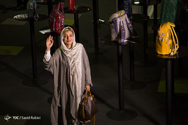 اکران خصوصی فیلم سینمایی عادت نمی‌کنیم
