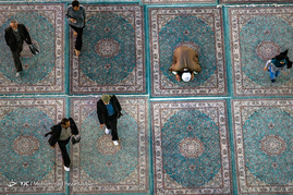 حال و هوای مسجد جمکران در آستانه نیمه شعبان
