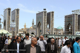 تظاهرات خودجوش نمازگزاران مشهد
