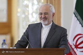 محمد جواد ظریف در، دیدار و کنفرانس خبری مشترک وزرای خارجه ایران و نیوزیلند

