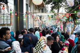 آذین بندی سطح شهر به مناسبت جشن نیمه شعبان
