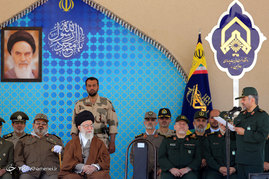 برگزاری مراسم دانش‌آموختگی دانشجویان دانشگاه امام حسین(ع) با حضور رهبر معظم انقلاب
