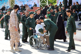 برگزاری مراسم دانش‌آموختگی دانشجویان دانشگاه امام حسین(ع) با حضور رهبر معظم انقلاب
