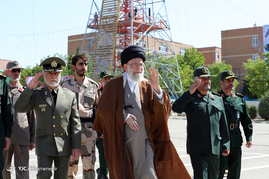 برگزاری مراسم دانش‌آموختگی دانشجویان دانشگاه امام حسین(ع) با حضور رهبر معظم انقلاب
