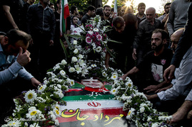 مراسم چهلمین روز درگذشت مهرداد اولادی - قائمشهر
