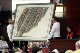 حراج بزرگ آثار هنری در تهران	
