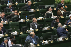 انتخابات هیات رئیسه موقت دهمین دوره مجلس