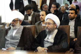 بازدید رئیس قوه قضائیه از اداره ثبت شرق تهران	
