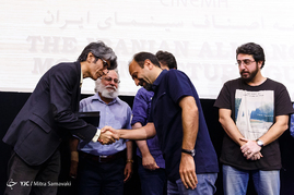 مراسم تقدیر از اصغر فرهادی در خانه سینما
