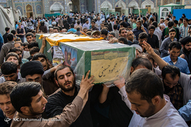 تشییع پیکر 2 شهید مدافع حرم در قم	
