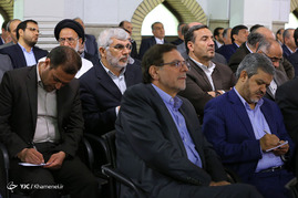 دیدار رئیس و نمایندگان مجلس شورای اسلامی با رهبر معظم انقلاب
