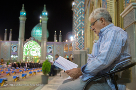 آیین جزءخوانی قرآن کریم در امامزاده محمد هلال بن علی(ع) - آران و بیدگل کاشان
