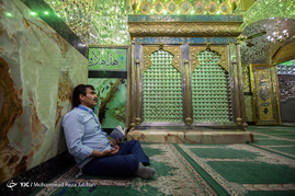 آیین جزءخوانی قرآن کریم در امامزاده محمد هلال بن علی(ع) - آران و بیدگل کاشان
