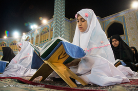 آیین جزءخوانی قرآن کریم در امامزاده محمد هلال بن علی(ع) - آران و بیدگل کاشان

