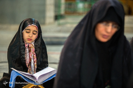 آیین جزءخوانی قرآن کریم در امامزاده محمد هلال بن علی(ع) - آران و بیدگل کاشان
