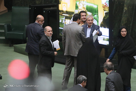 صحن علنی مجلس
